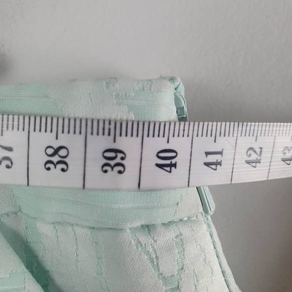Forever New Size 14 Light Pastel Green Floral Embroidered A-line Pleated Skirt - Picture 12 of 13